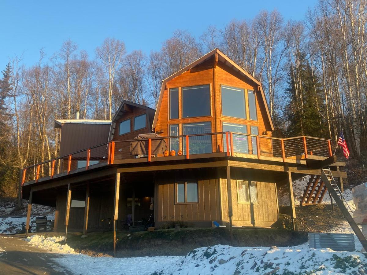 Alaskan Adventure Awaits! Eagle River Екстериор снимка
